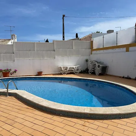 Snoppy Semesterbostad Albufeira